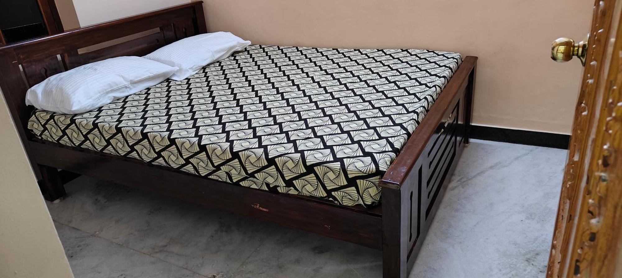 Guru Krupa Home Stay Tiruvannāmalai エクステリア 写真